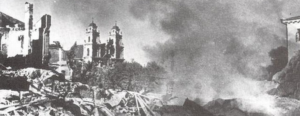 Руины после бомбежки